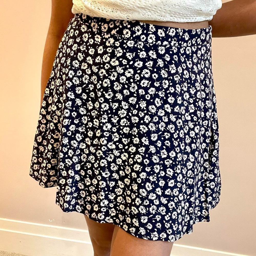 Floral mini skirt from Forever 21